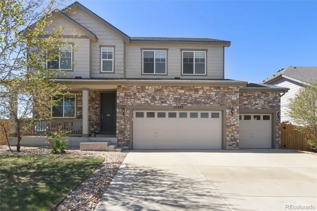 25380 E Aberdeen Drive Aurora CO 80016
