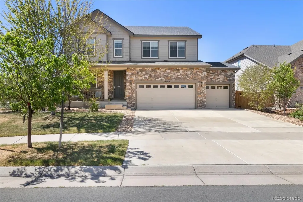 25380 E Aberdeen Drive Aurora CO 80016
