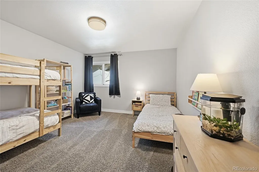 5404 Fossil Court Fort Collins CO 80525
