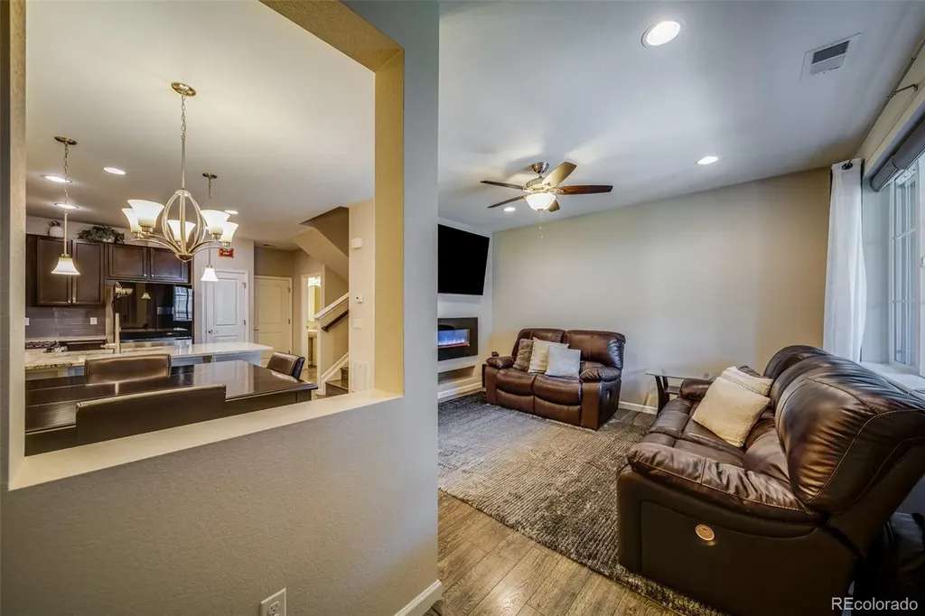 570 E Dry Creek Place Littleton CO 80122