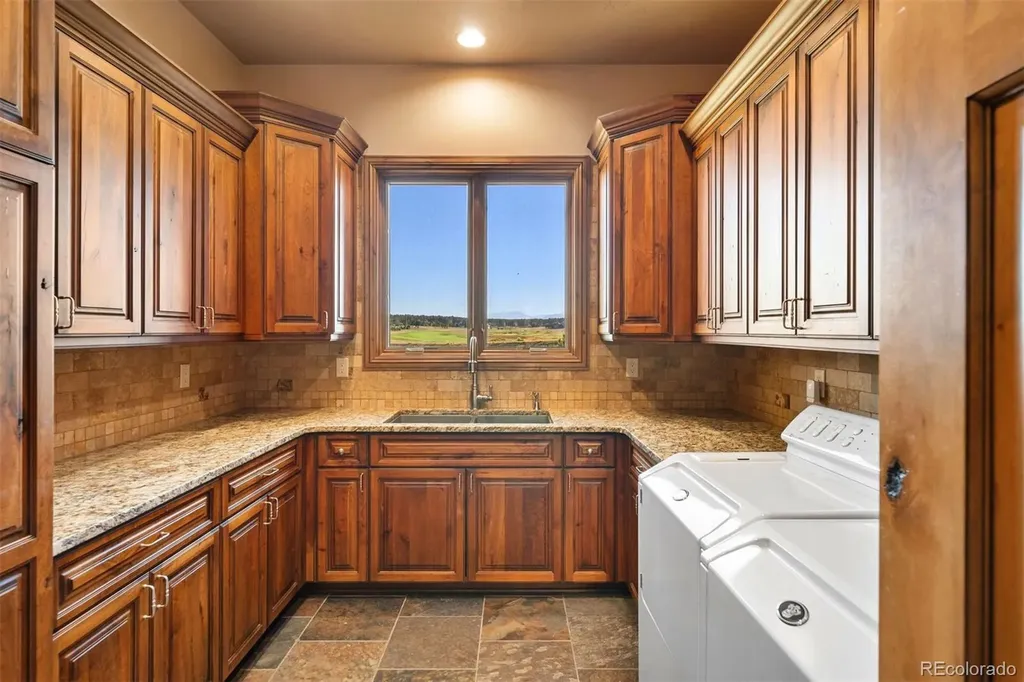 19155 Lochmere Court Monument CO 80132