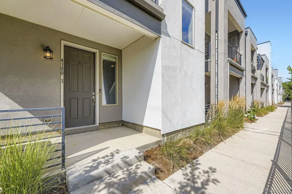 4180 E Warren Avenue Denver CO 80222