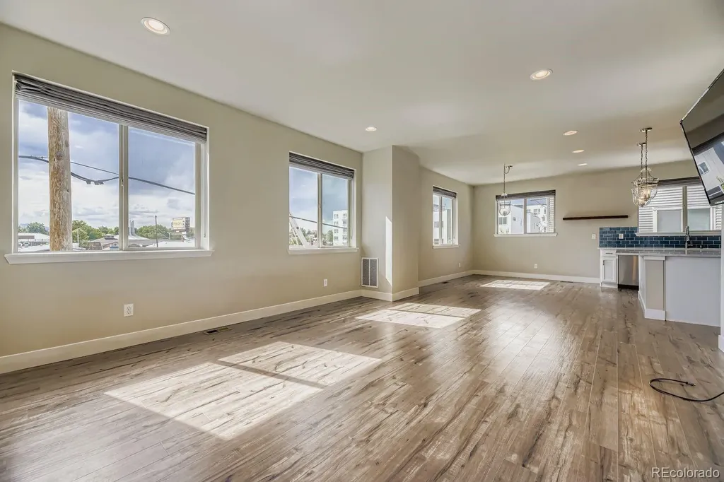 4180 E Warren Avenue Denver CO 80222