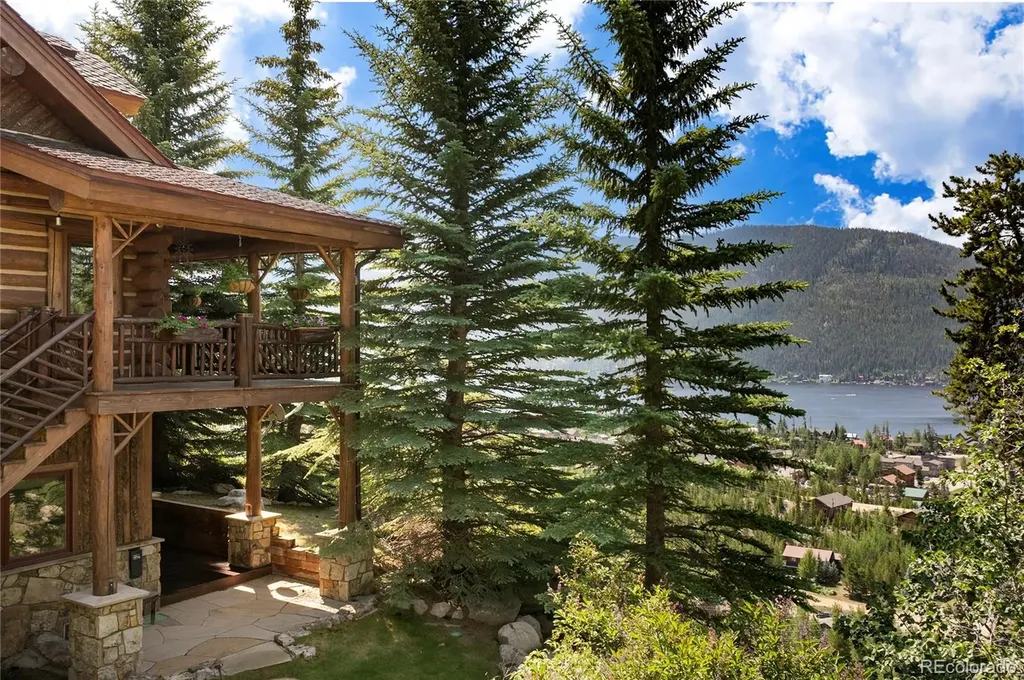 61 Farview Lane Grand Lake CO 80447