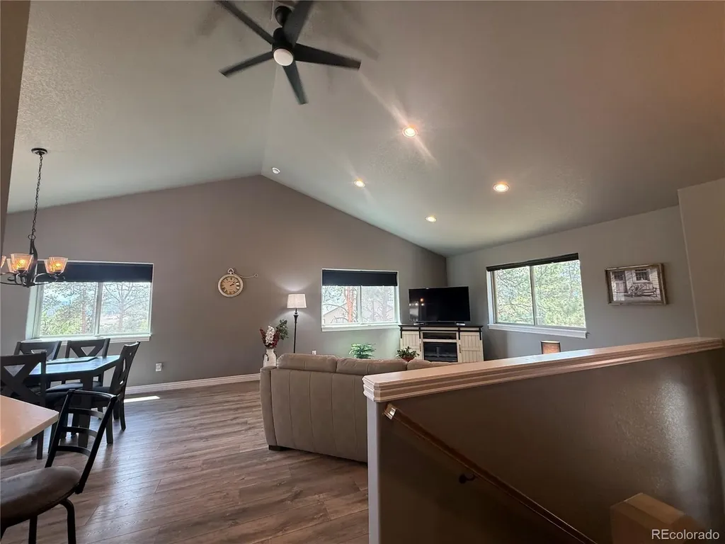 24 Big Horn Circle Florissant CO 80816