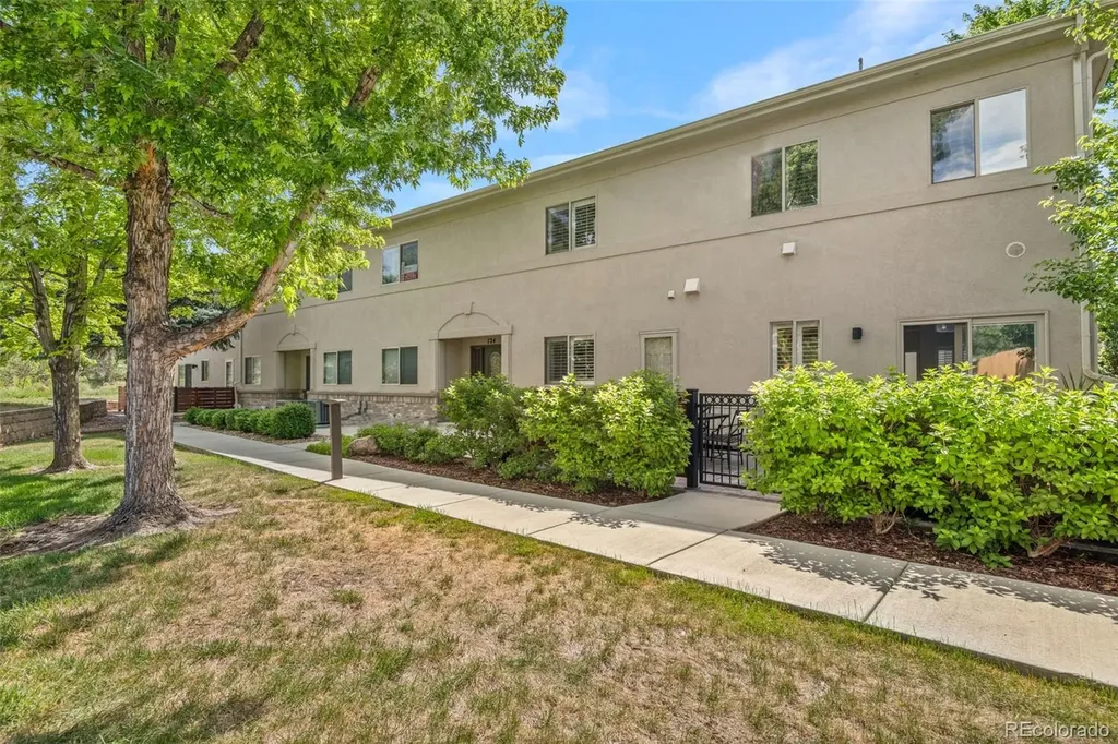 724 Elm Circle Golden CO 80401