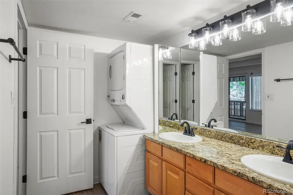 2525 S Dayton Way Denver CO 80231