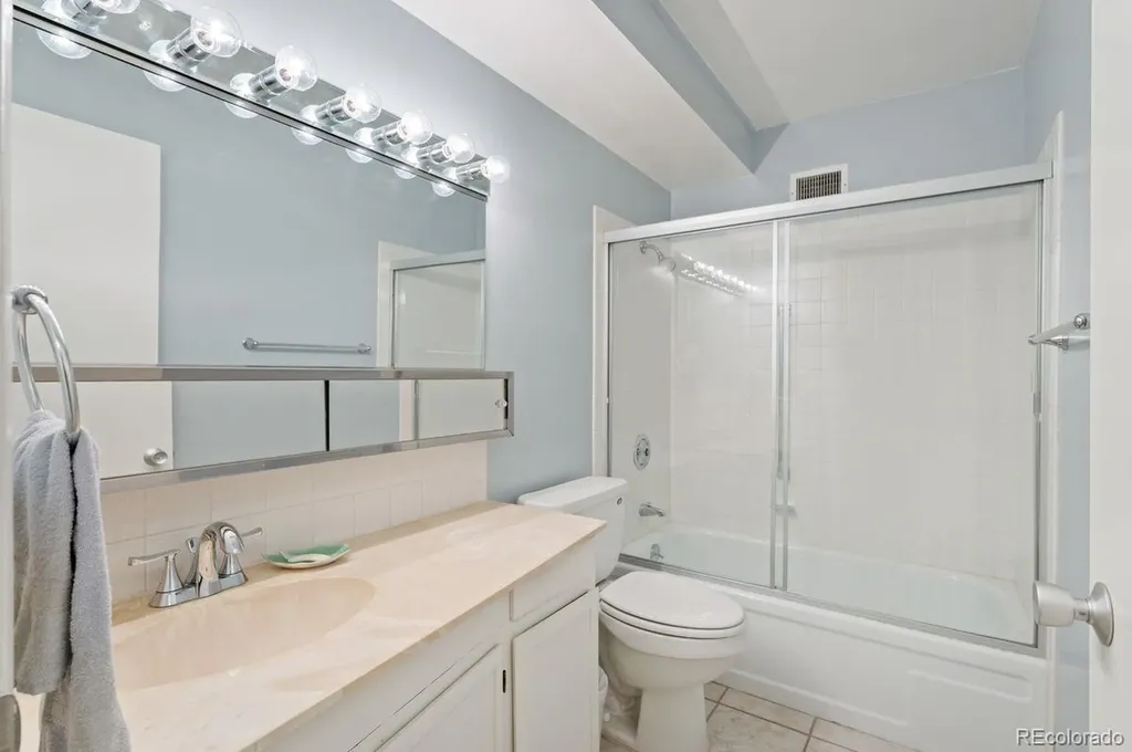645 S Alton Way Denver CO 80247