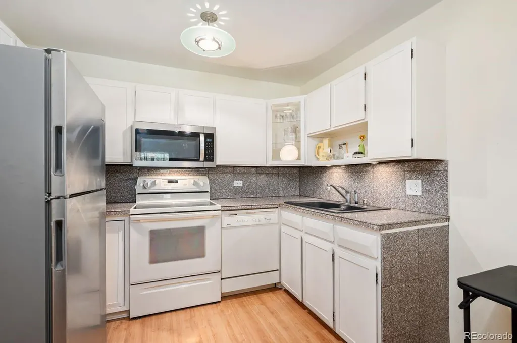 645 S Alton Way Denver CO 80247