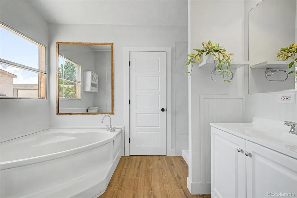 10598 Barron Circle Longmont CO 80504
