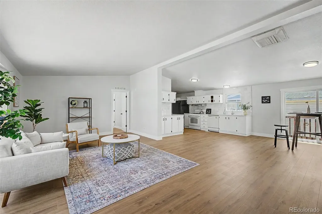 10598 Barron Circle Longmont CO 80504