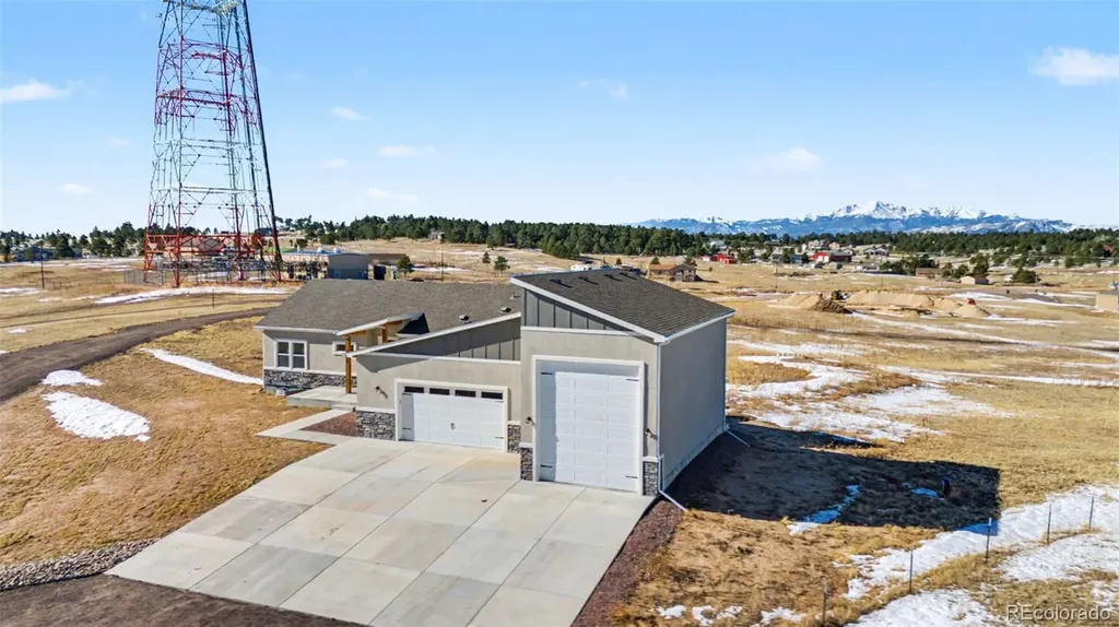 7154 Marshbern Court Colorado Springs CO 80908