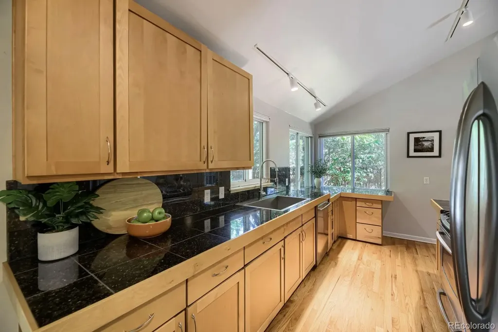 3400 E Nielsen Lane Denver CO 80210