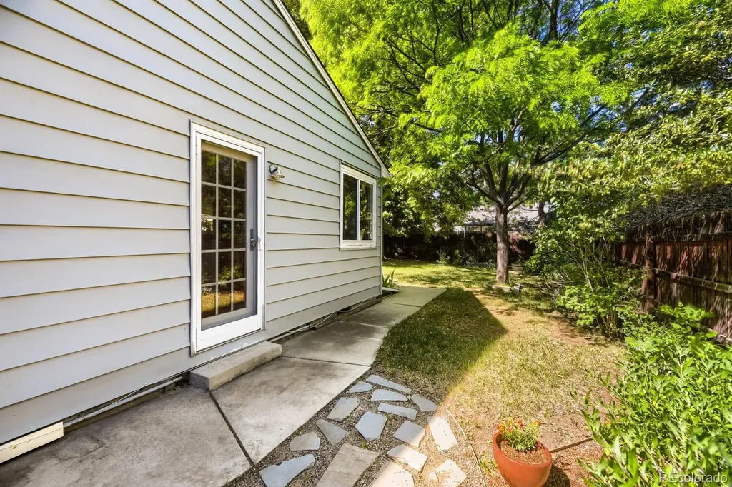 3400 E Nielsen Lane Denver CO 80210