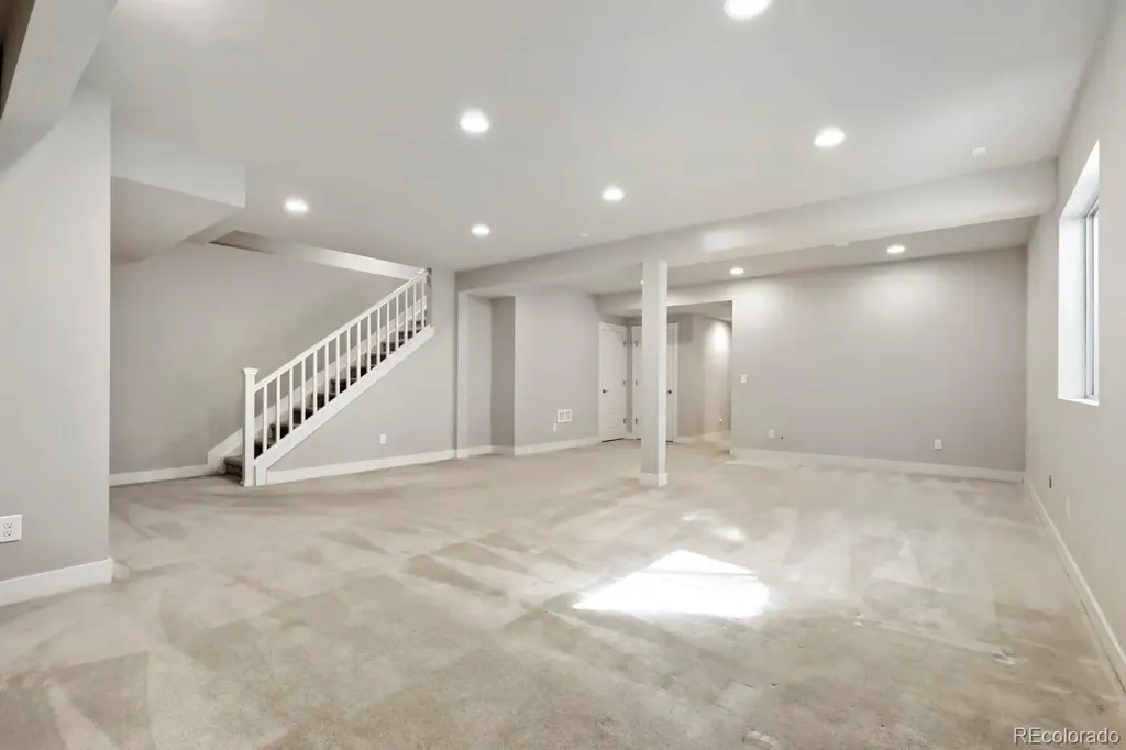 5434 N Verbena Street Denver CO 80238