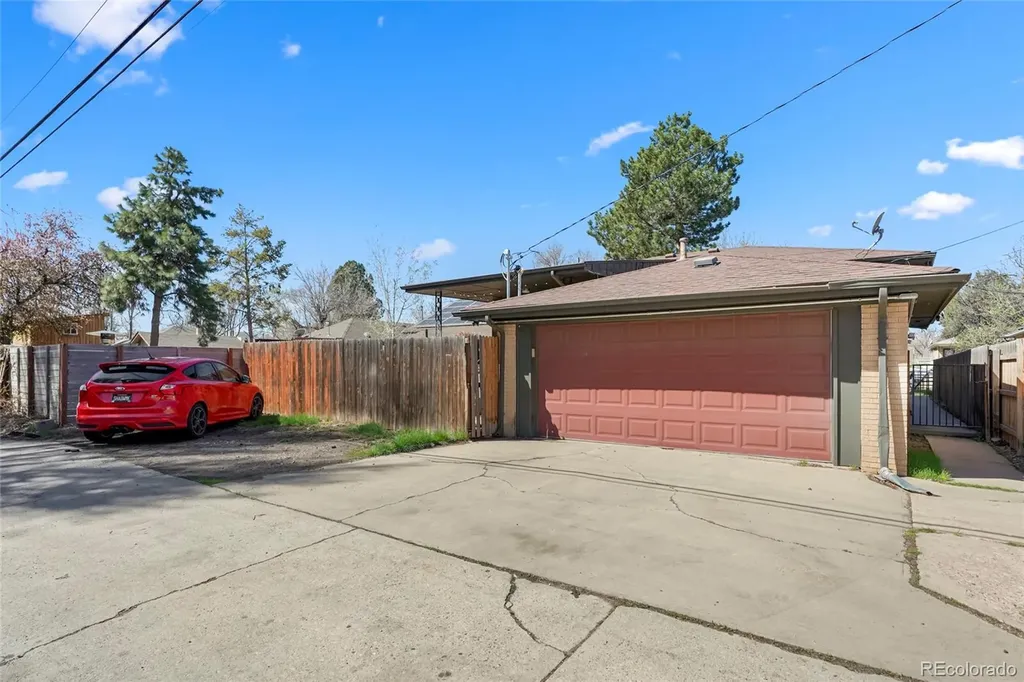 1570 Tamarac Street Denver CO 80220