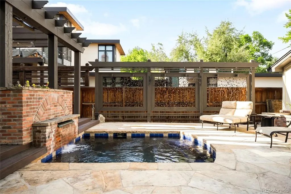 2534 S Saint Paul Street Denver CO 80210