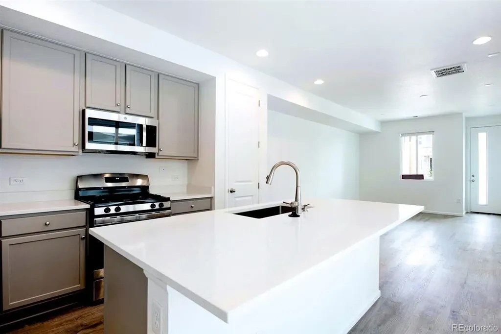 5323 Spalding Place Longmont CO 80504