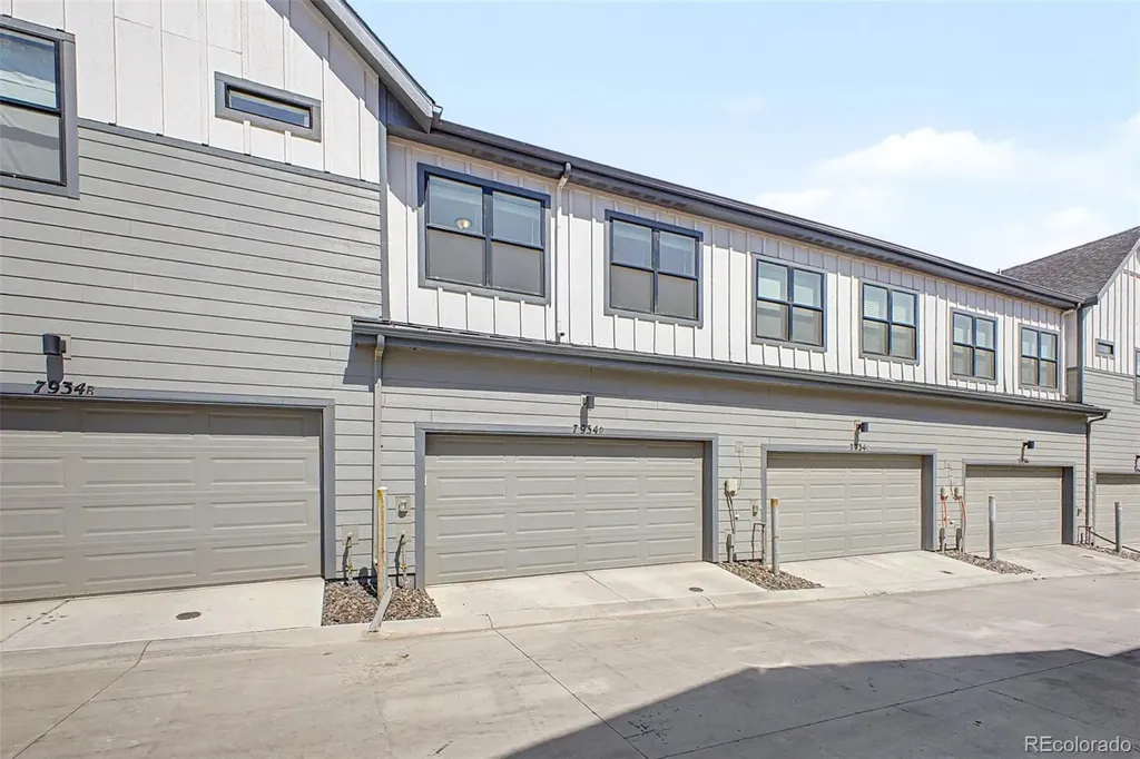 7934 Slate River Street Littleton CO 80125