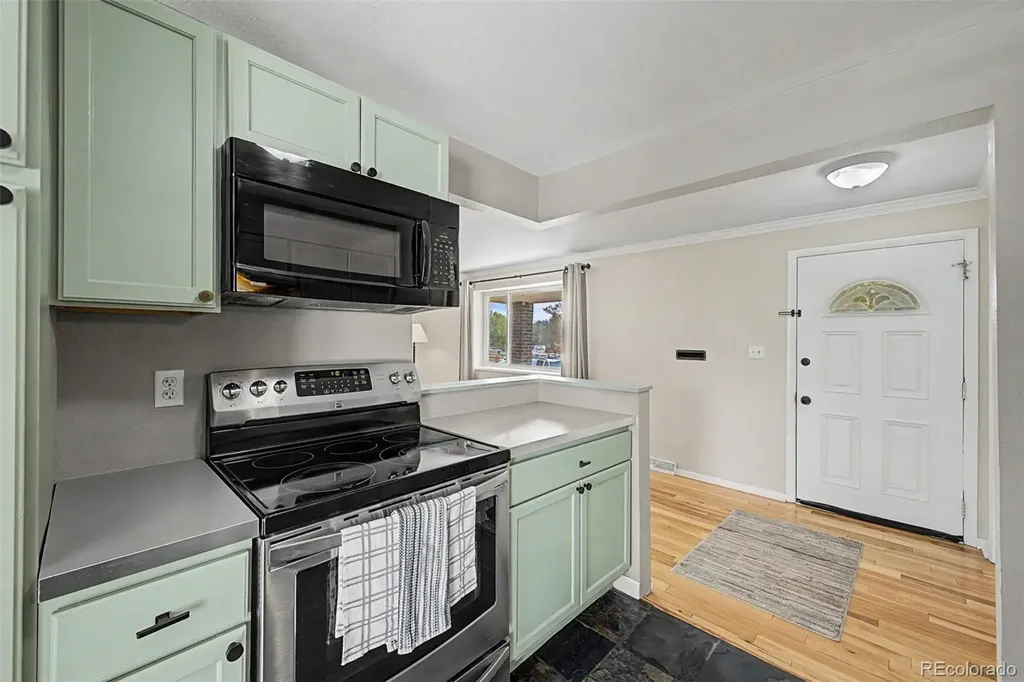 5205 W 86th Avenue Arvada CO 80003