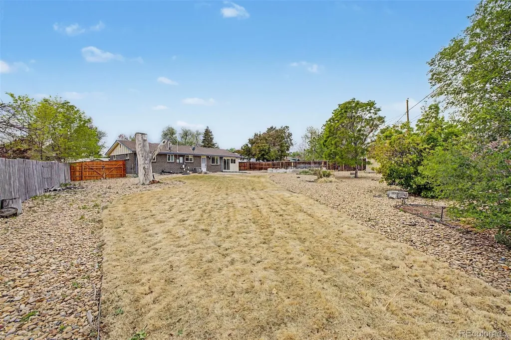 5205 W 86th Avenue Arvada CO 80003