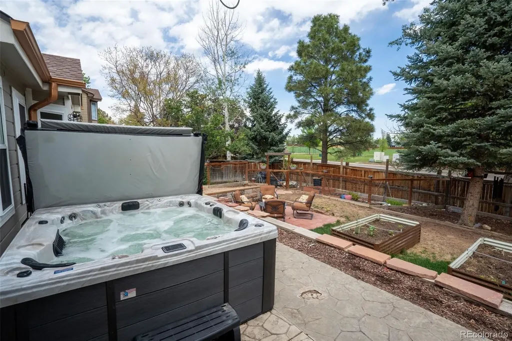 11405 W Coal Mine Drive Littleton CO 80127