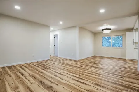 2123 S Olathe Street Aurora CO 80013