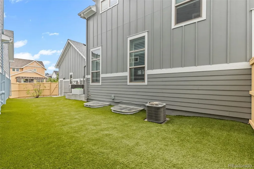 9442 E 53rd Avenue Denver CO 80238