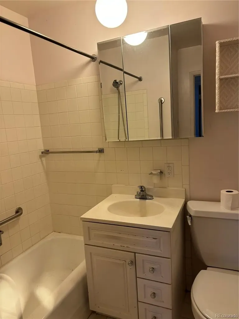 1695 S Urban Way Lakewood CO 80228