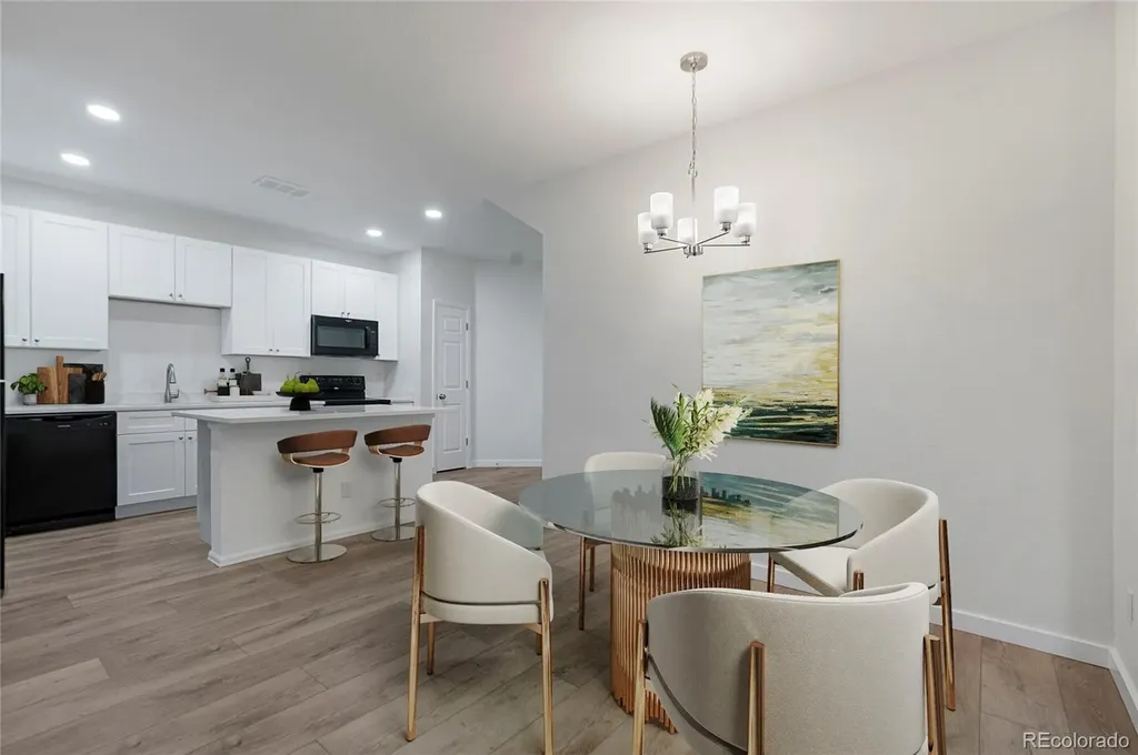 4251 S Blackhawk Circle Aurora CO 80014