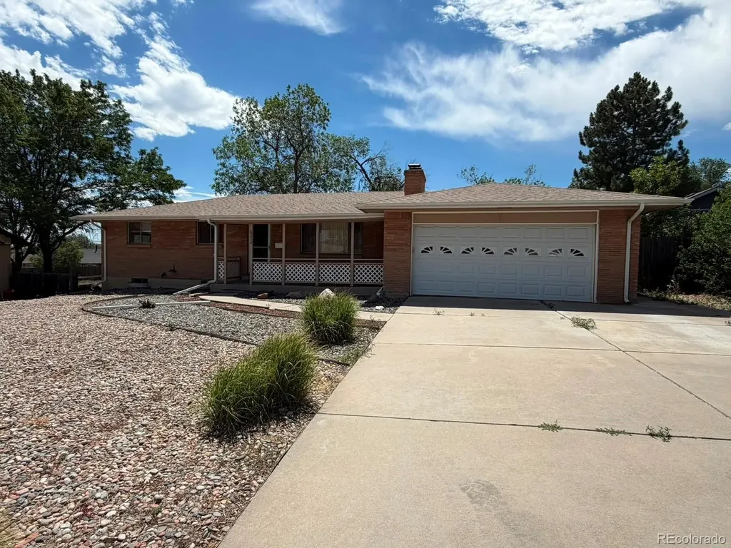 8252 Adams Way Denver CO 80221