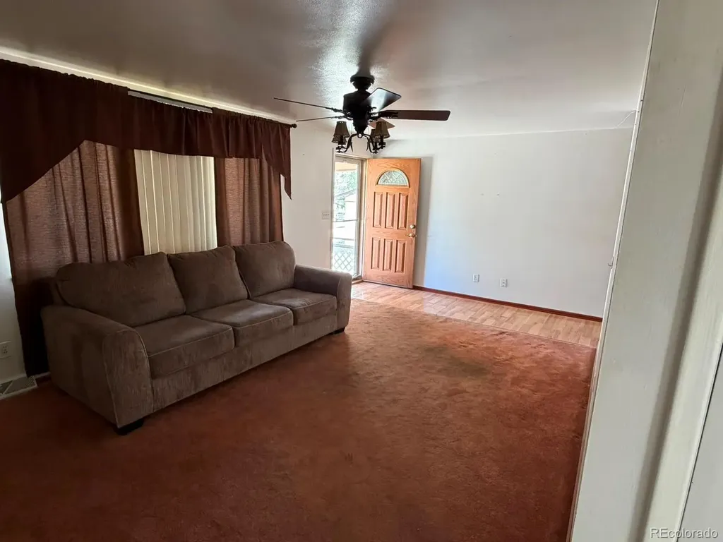 8252 Adams Way Denver CO 80221