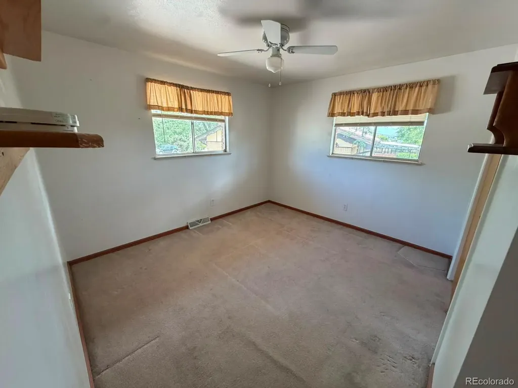 8252 Adams Way Denver CO 80221