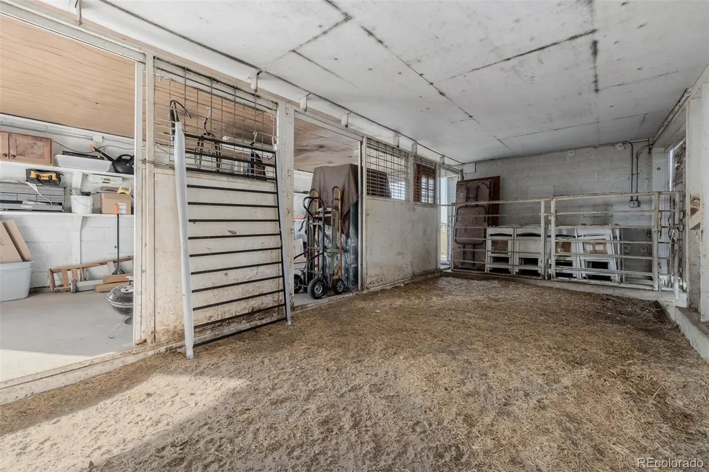 22400 County Road 10 Hudson CO 80642