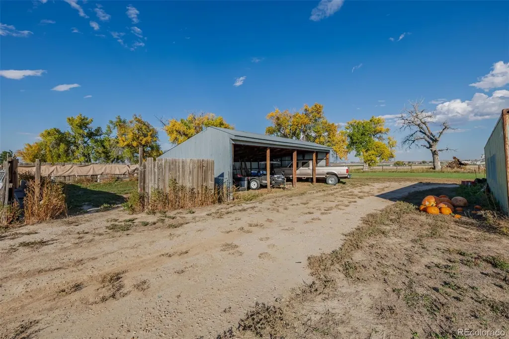 22400 County Road 10 Hudson CO 80642