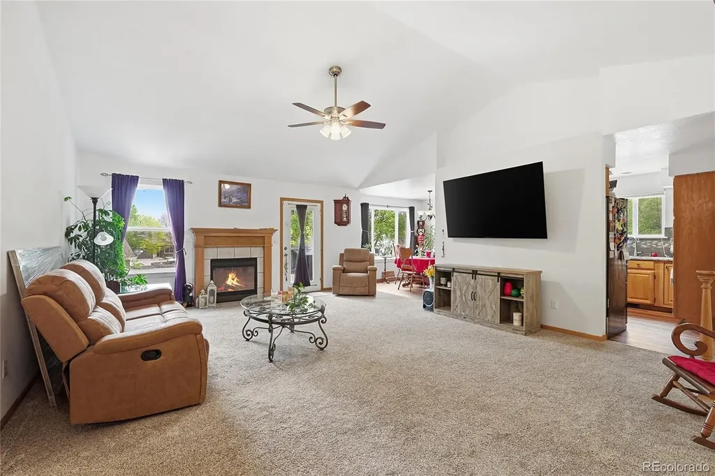 859 N 7th Street Johnstown CO 80534