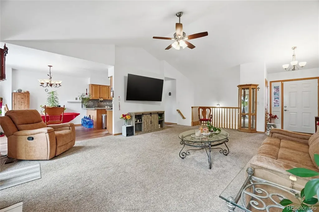 859 N 7th Street Johnstown CO 80534