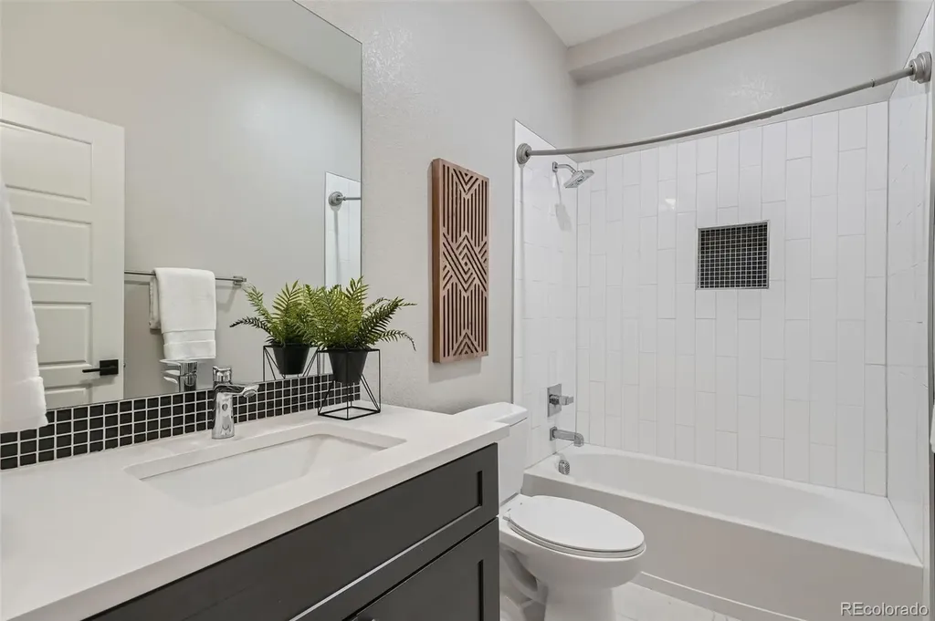 5258 Eliot Street Denver CO 80221