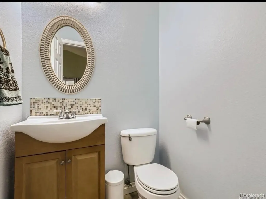 4537 Cornish Way Denver CO 80239