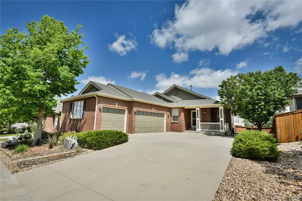 23627 E Bellewood Drive Aurora CO 80016