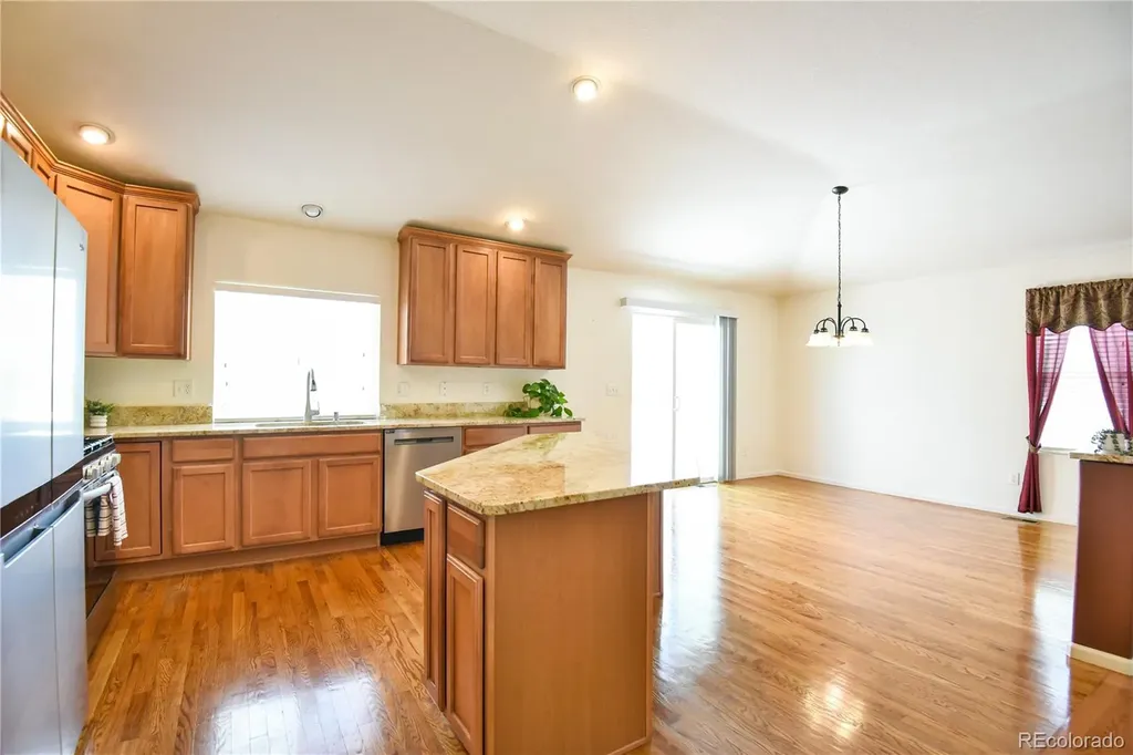 23627 E Bellewood Drive Aurora CO 80016