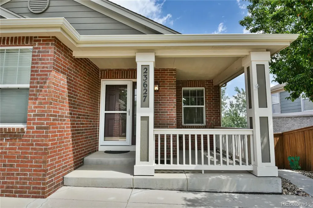 23627 E Bellewood Drive Aurora CO 80016