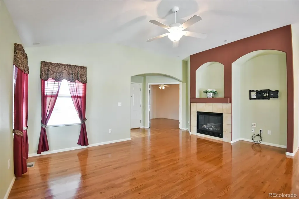 23627 E Bellewood Drive Aurora CO 80016