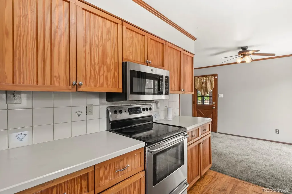 564 Moline Street Aurora CO 80010