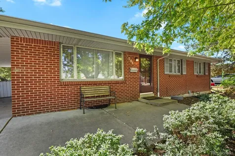564 Moline Street Aurora CO 80010