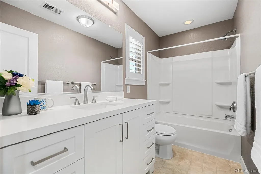 2372 W 164th Place Broomfield CO 80023