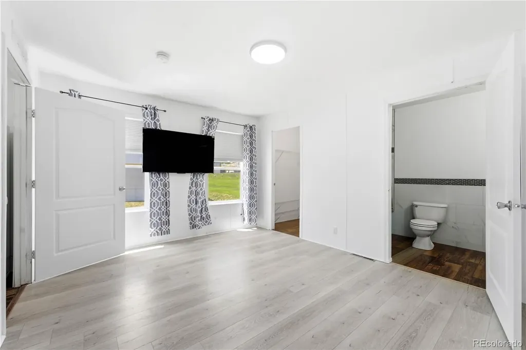 9400 Elm Court Denver CO 80260