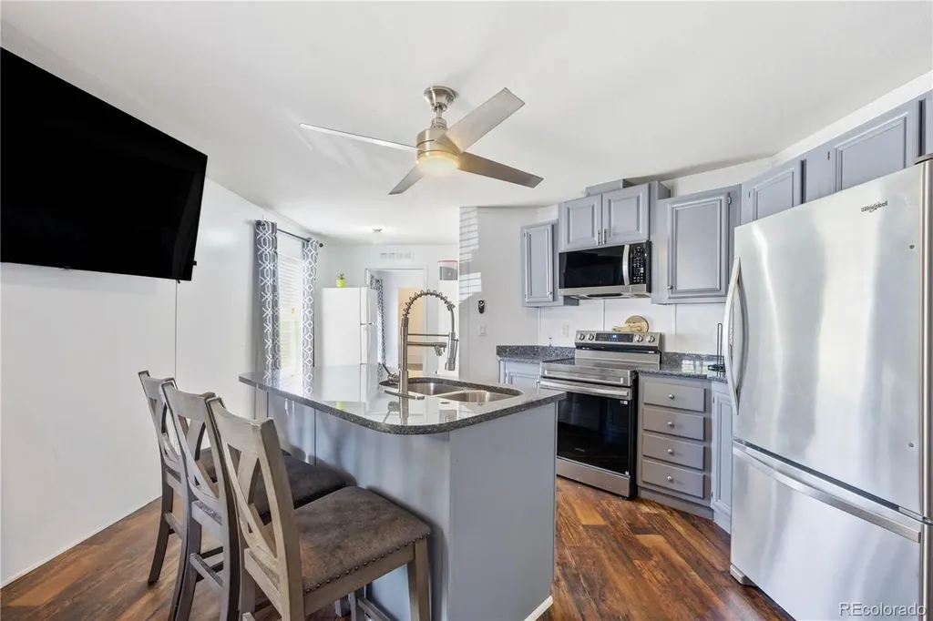 9400 Elm Court Denver CO 80260