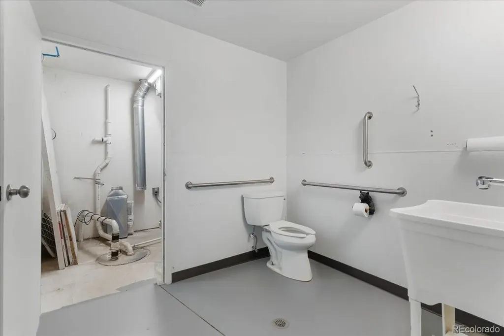 5724 S College Avenue Fort Collins CO 80525