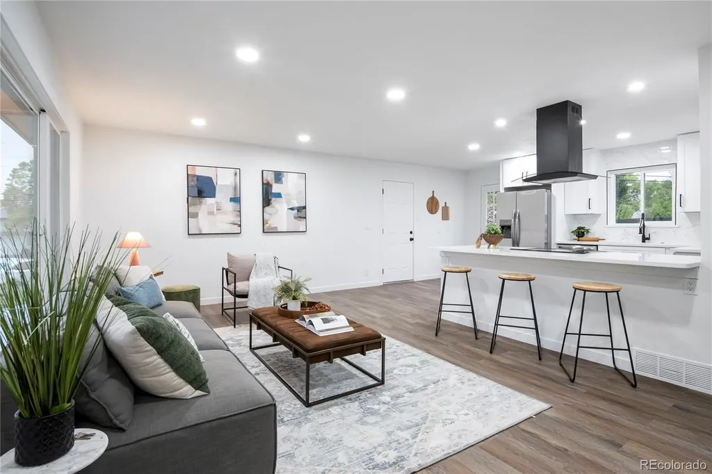 190 Hemlock Street Broomfield CO 80020
